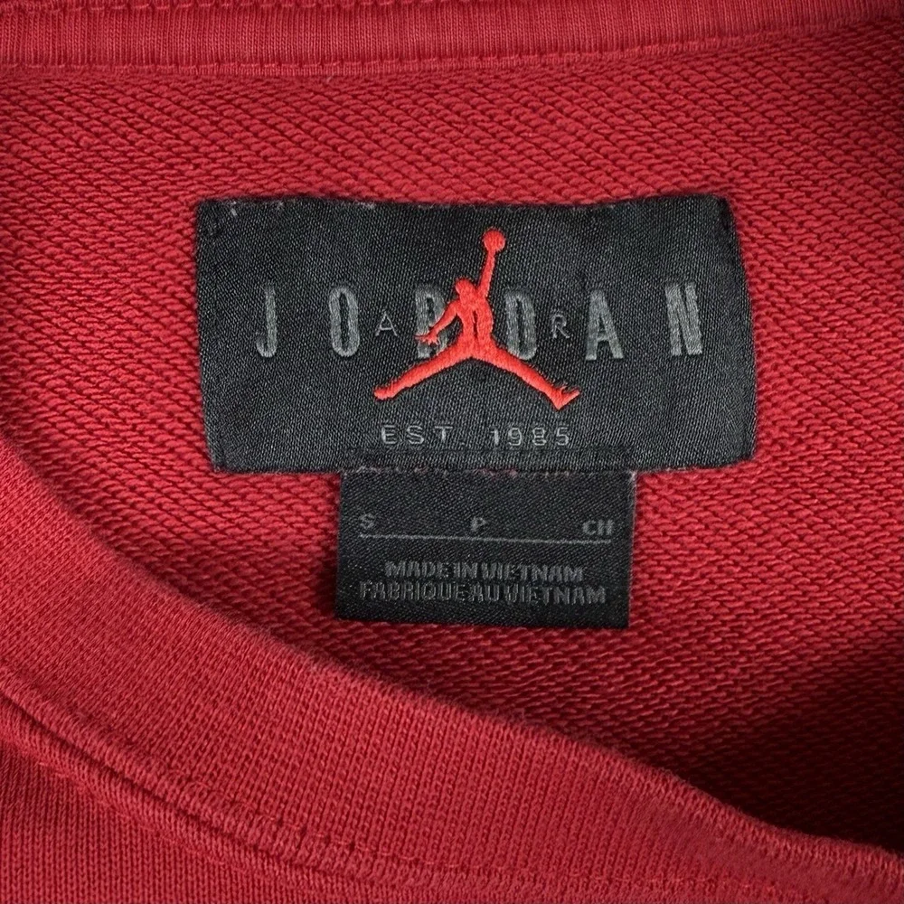 Nike Air Jordan Men's Small Red Jump Man Crew Neck Sweatshirt DA7194-677